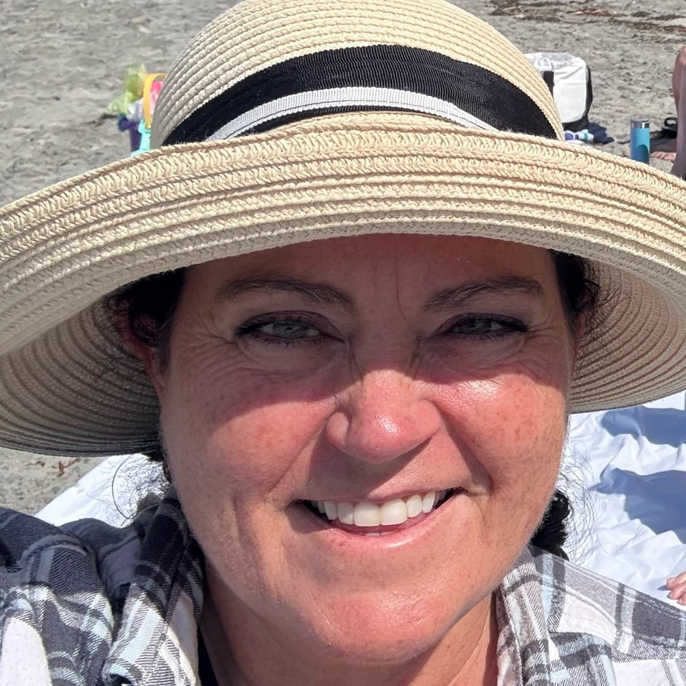 Meet your Posher, Suzanne